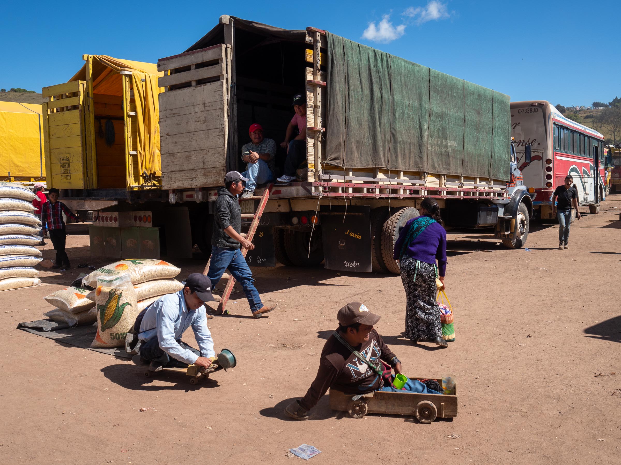Der Viehmakt in Potrerillo - Blid klicken zum vergrößern.